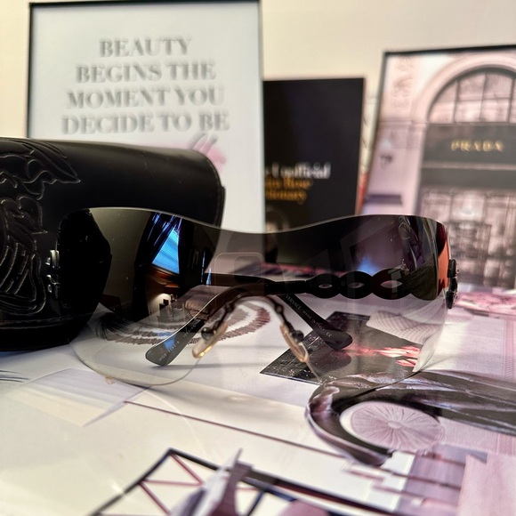 Vintage Versace Sunglasses with Medusa Head Logo and Swarovski Crystals - Picture 11 of 11